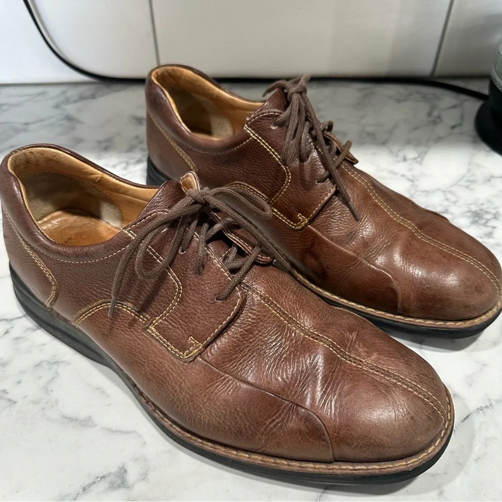 Johnston and Murphy brown leather dress shoes men’s size 9.5 sheepskin‎ lace up